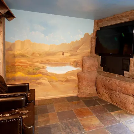 Black Swan Inn Luxurious Theme Rooms